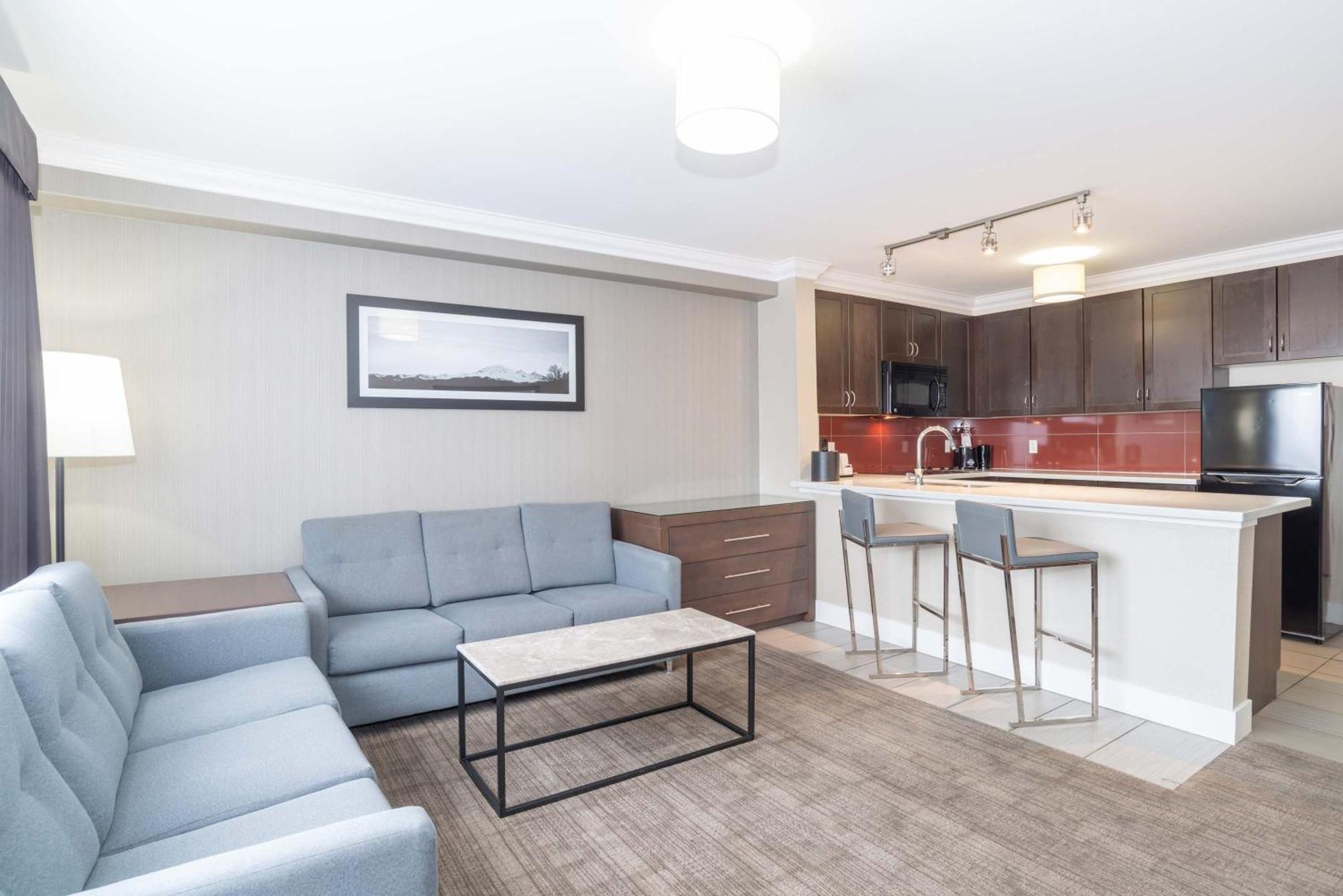 Sandman Hotel And Suites Abbotsford Bagian luar foto