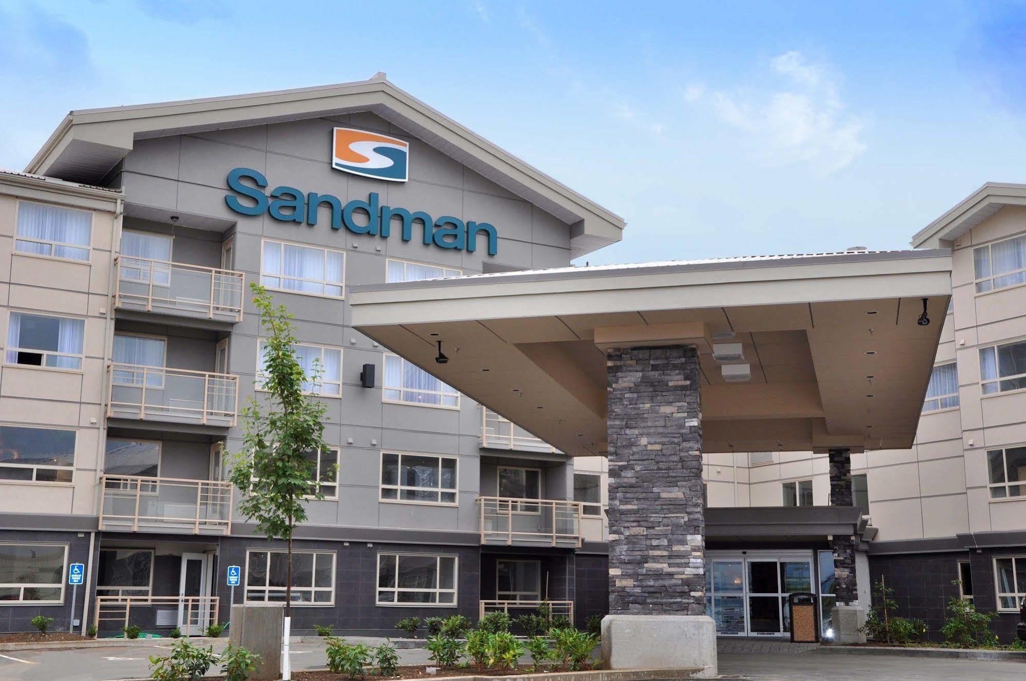 Sandman Hotel And Suites Abbotsford Bagian luar foto