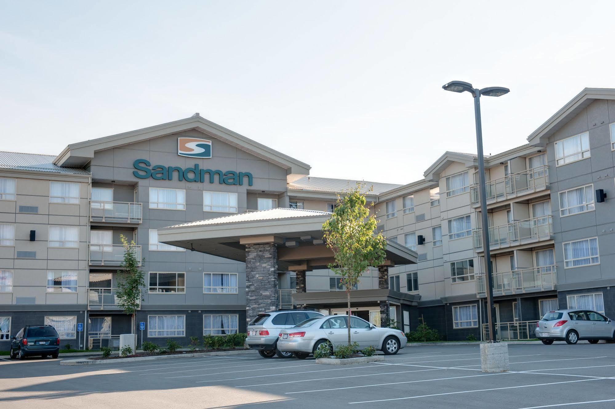 Sandman Hotel And Suites Abbotsford Bagian luar foto